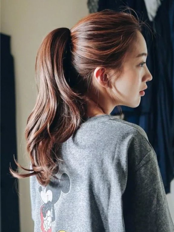 一根皮筋就可以搞定的7款发型，前三款简单到手残党也能轻松学会