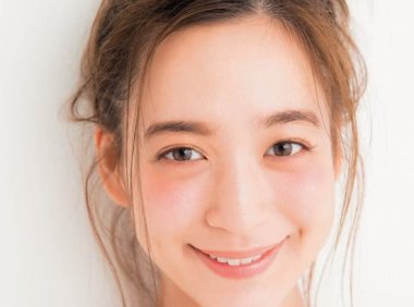 2020武大樱花已盛开,花期无人赴约,只好用这彩妆相搭!