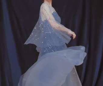 杨紫穿上仙女裙之后大变样,仙气飘飘艳惊四座,宛如仙女下凡