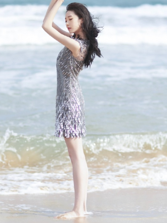 《创3》制服不好看?看看张艺凡穿上后的效果,一秒就心动了