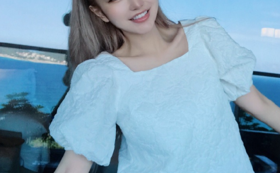 周扬青分手后彻底大变样！染金发＋公主装，那谁看了不后悔？