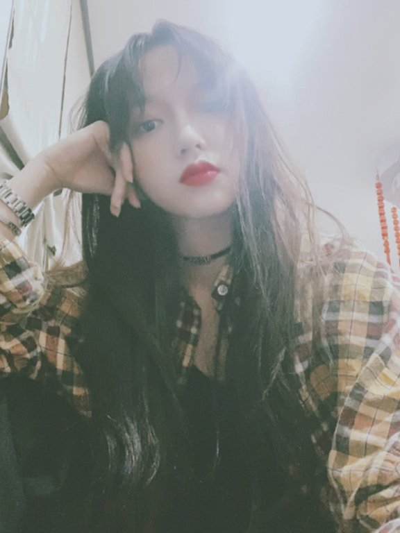 有种身材叫程潇的身材，休闲风的搭配让身材美感十足