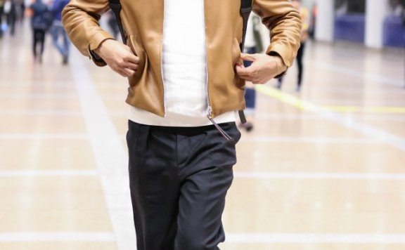 如何帅气的戴帽子，会戴帽子戴男生更帅气