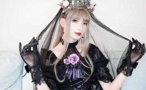 Lolita种草姬!谢安然美如画,云知笑超甜美