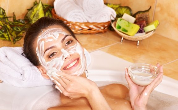 如何清理毛孔里的脏东西，了解毛孔脏东西形成原因