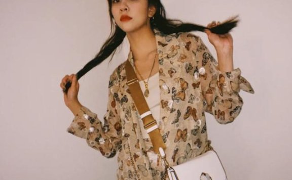 夏天怎么清凉怎么穿,但时尚又清凉的穿搭你掌握了吗