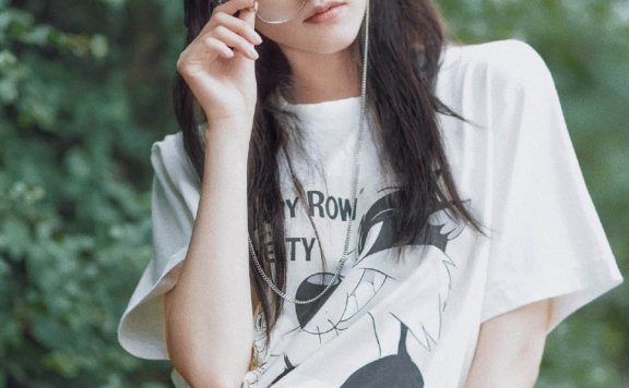 祝绪丹性感小蛮腰写真图片