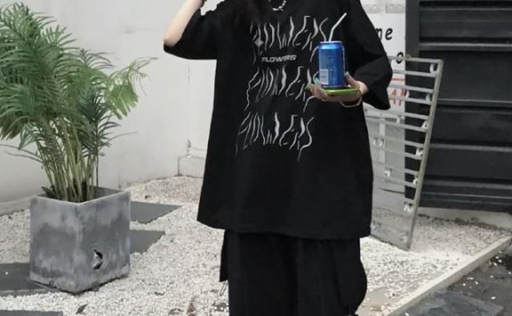 这条可盐可甜的裤子，专治腿粗、胯宽、屁股大，显高显瘦又帅气