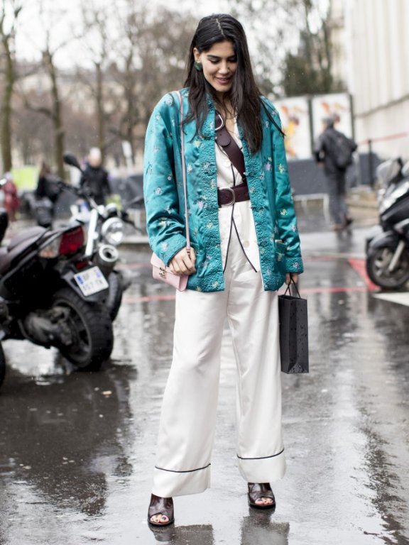 白色裤子怎么搭配上衣,有风范又有气场的搭配技巧