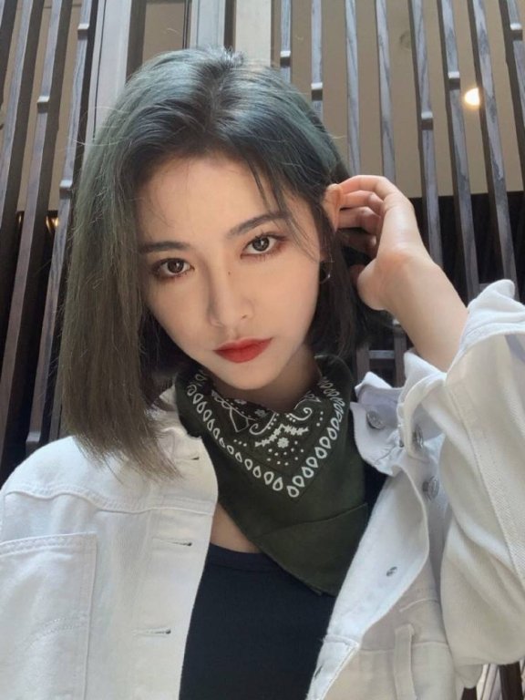 THE9七月上行程,刘雨昕最忙孔雪儿被遗忘,虞书欣成团即失业