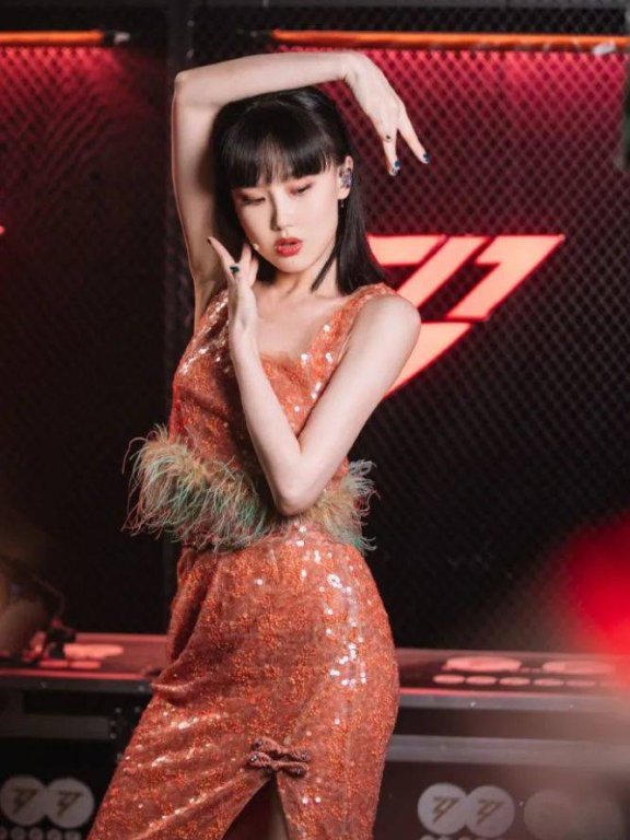 那么“作”也不会令人讨厌?我居然错过了神仙歌手黄龄16年!