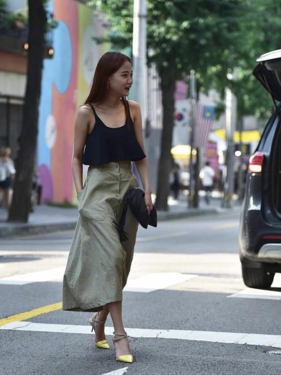 国内街拍:夏日街头又潮又酷的风格你爱了吗?来看街头最靓小姐姐