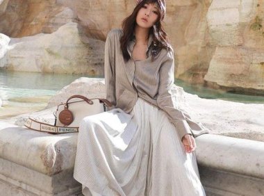 孙芸芸42岁不装嫩也活成少女，把老公熬成了爹