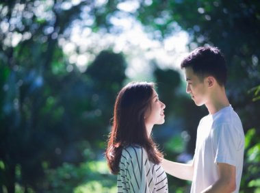 男人爱女人的表现 注意细节别看不懂