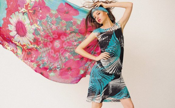 如何搭配丝巾 这样搭配收获不一样的美