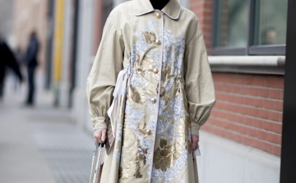 风衣内搭什么衣服好看 三种搭配经典不过时