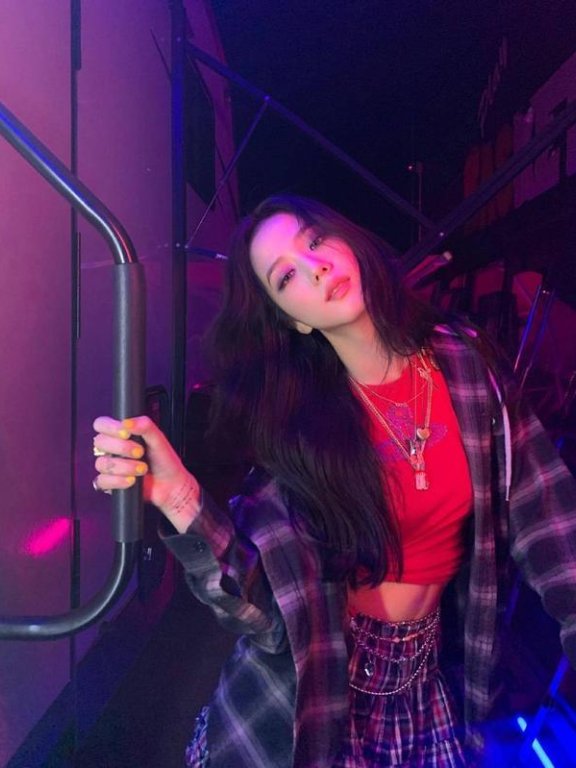 BLACKPINK三成员新造型公开,各有风格、颜值和气场俱佳