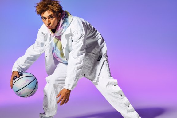 SPALDING X NIKO AND … 联名系列带来篮球运动风的合作款产品