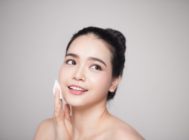 秋季补水护肤知识 秋季怎么护肤