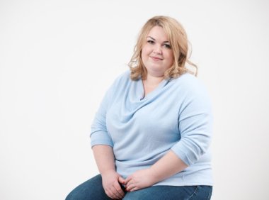 教你三招告别双下巴 怎样消除下巴底下的赘肉