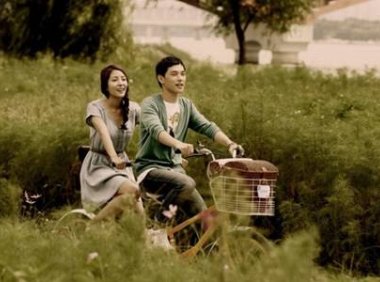 年轻人为什么不愿意谈恋爱了 网友：不是不想谈而是没钱谈