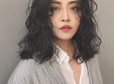 今冬流行烫满头发型20多款,时尚保暖烫完真洋气