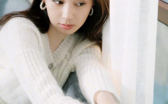 郑合惠子运动套装来袭，清新时尚元气满满，妥妥的女神范