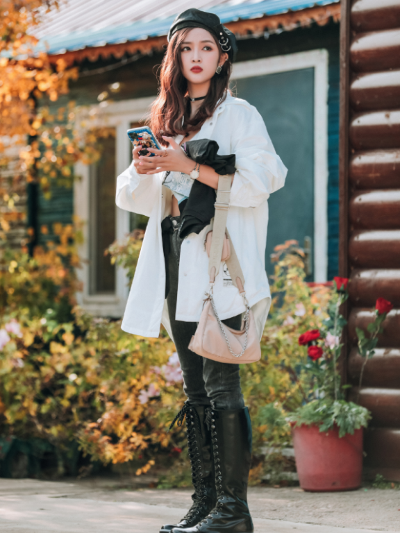 《新手驾到》:吴宣仪甜酷穿搭太吸睛,手把手教你穿衣打扮