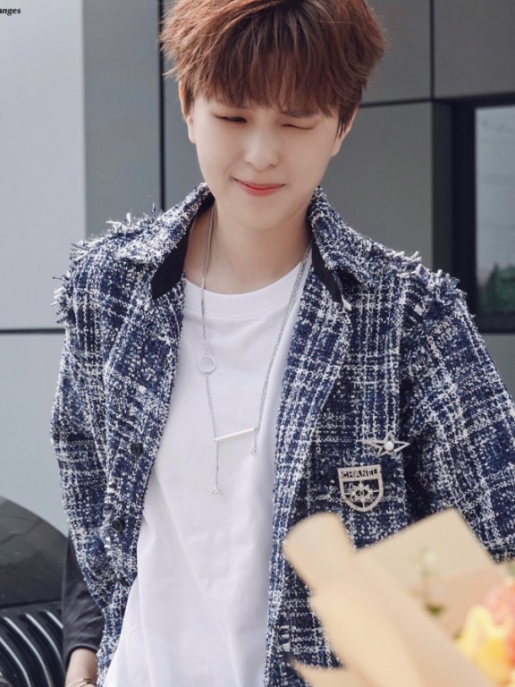 杨芸晴简单大方的日常