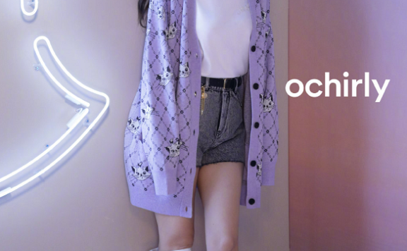 BABY广告大片颜值绝对在线！紫色开衫下衣失踪身材苗条，越来越好看