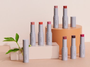 GU进军彩妆!主打全日本制造、环保文青风、百元就能入手