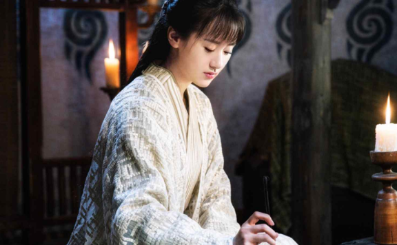 《琉璃》之后再无作品,被骂倒贴成毅,袁冰妍有苦说不出