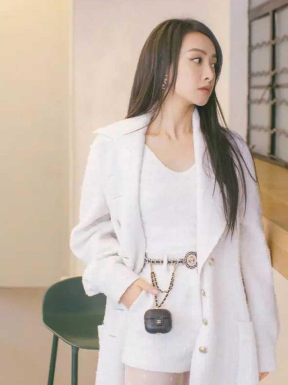 宋茜长发造型比短发更美,气质又有女人味美上新高度
