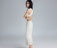 王子文最新时尚大片气质搭配显高级,回眸时真美