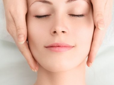 脸胖怎样减下来 如何通过按摩把脸瘦下来