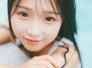 老张和老李互相换女儿 体验对方的幸福生活