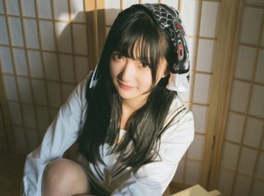 一回家狗狗就要上我 养一只宠物真的好治愈