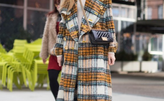 冬季女生长大衣穿搭技巧 把大衣穿出高级感的搭配小技巧