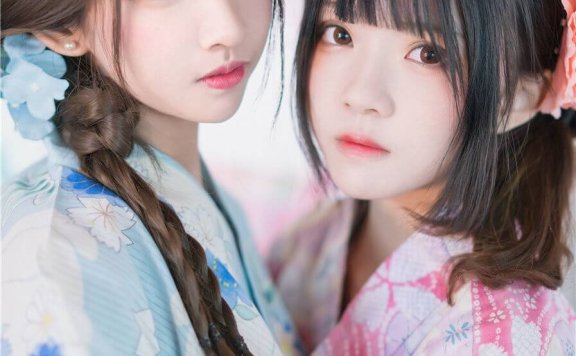 美女姐妹花白丝制服艺术图片写真