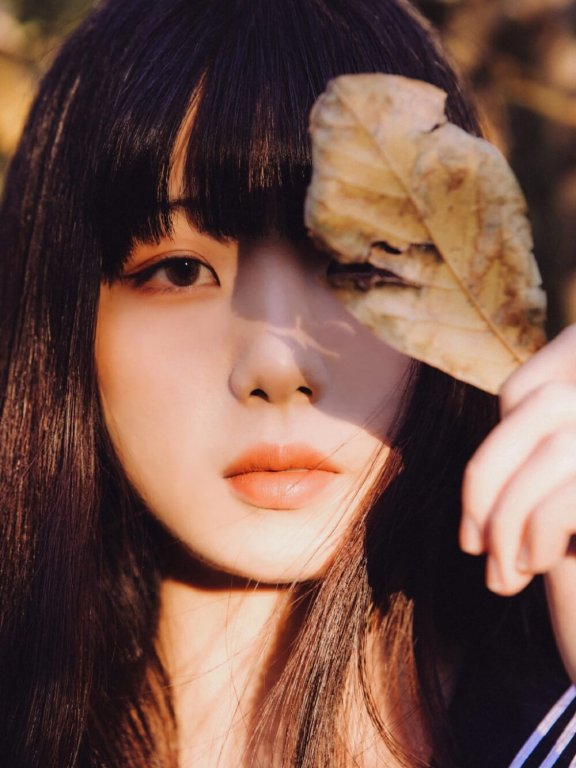 穿日系水手服美少女唯美户外图片写真