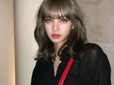 lisa发型大盘点 不仅仅只有lisa挂耳染