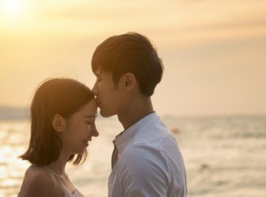 女生喜欢男生的表现 女生喜欢一个人会有这些表现