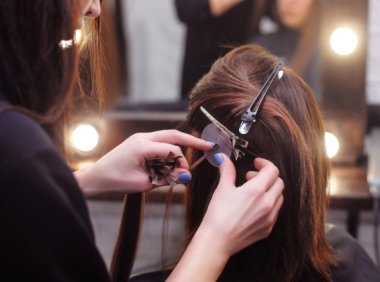 适合黄皮又显白的发色 黄皮女生最适合的4种发色