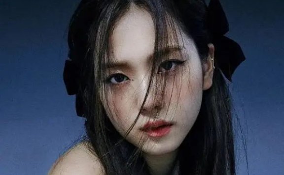 女星双蝴蝶结造型:许佳琪可爱戚薇鬼马少女,赵露思太甜美