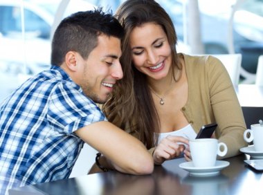 恋爱中男生占有欲强还是女生 女生占有欲强怎么办