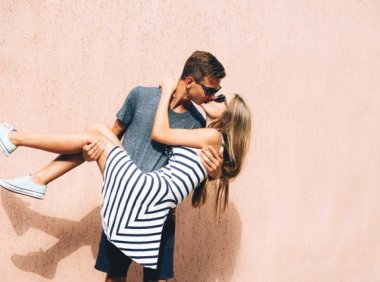 抓住男人心的技巧 四个小技巧教怎么抓住男人的心