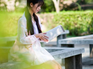 摆脱尬聊的五个办法,帮你顺利度过害羞的初次约会