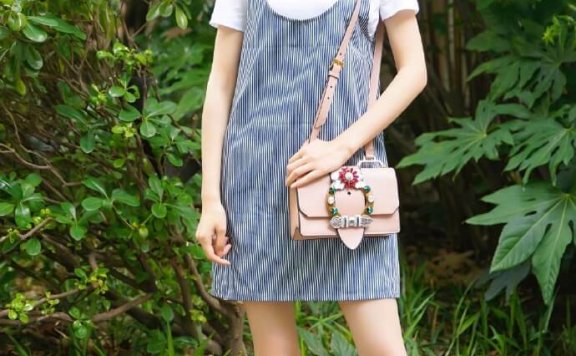 唐嫣172大长腿吸睛短发小清新图片写真