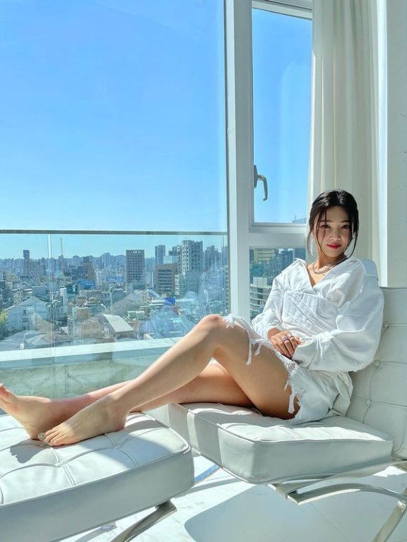 曾因Irene想放弃当艺人、被批不适合女团,Red Velvet最百变的Joy终于Solo出道