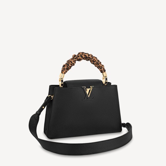 换上皱褶提把,Louis Vuitton Capucines手袋家族再添迷人新贵!